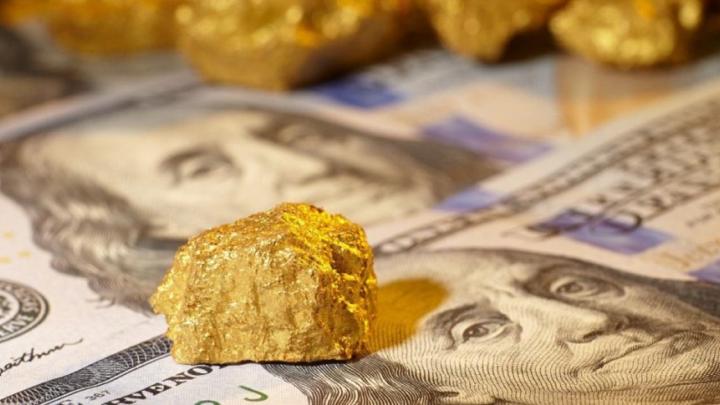 Gold consolidates above $1800 per ounce